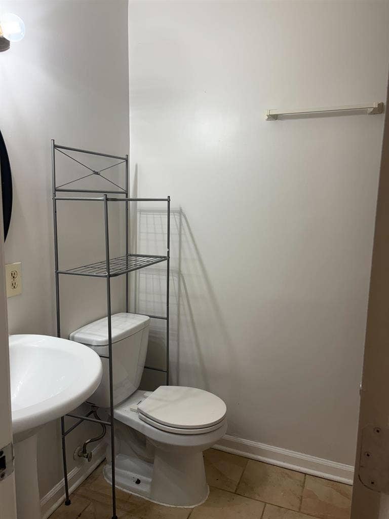 Room for Rent – Hyattsville MD