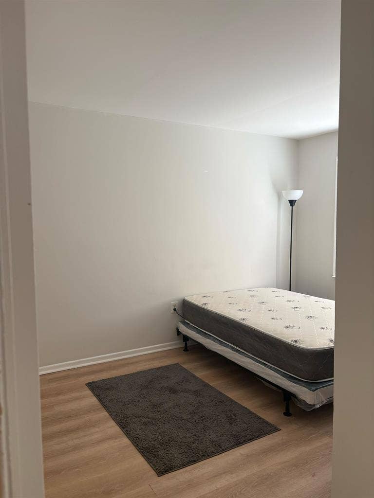 Room for Rent – Hyattsville MD