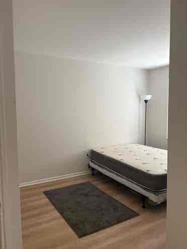 Room for Rent – Hyattsville MD