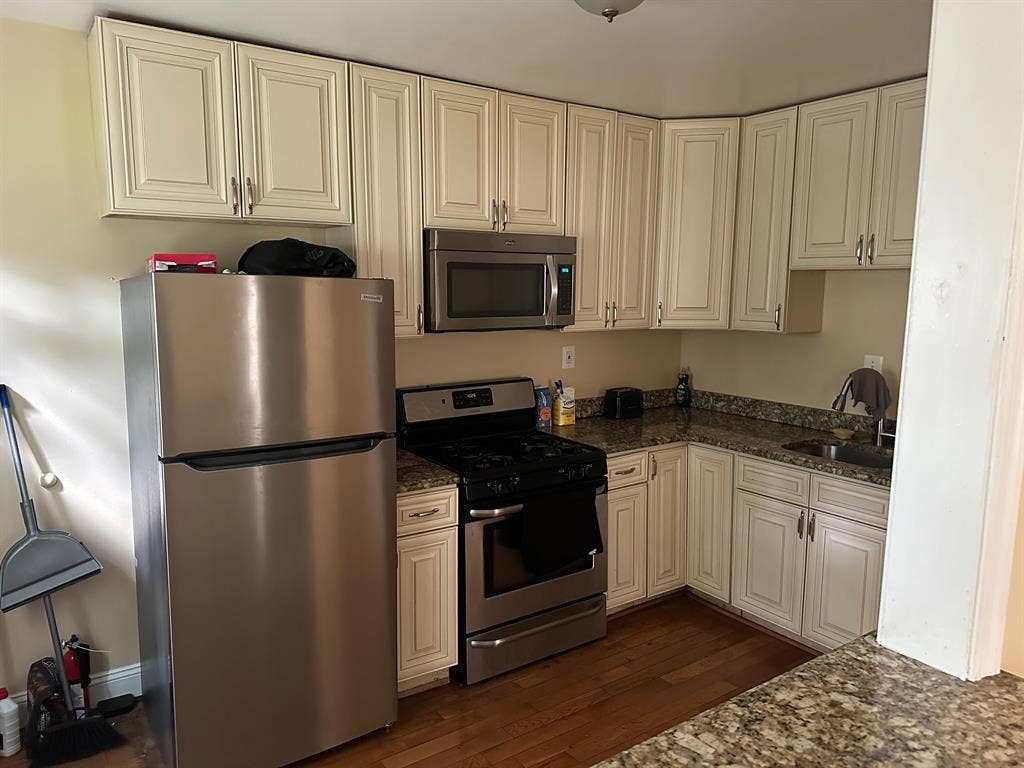 Private Room in Temple Hills
