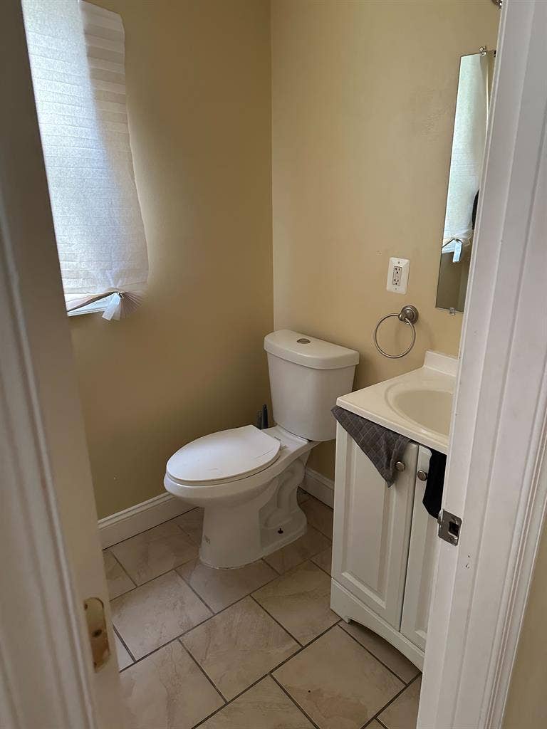 Private Room in Temple Hills