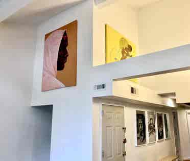 Huge Bedroom in  sqft Duplex