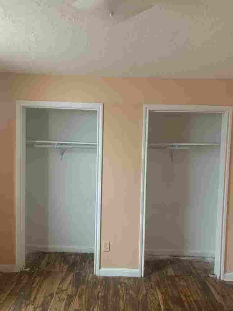 Single bed shared bathroom