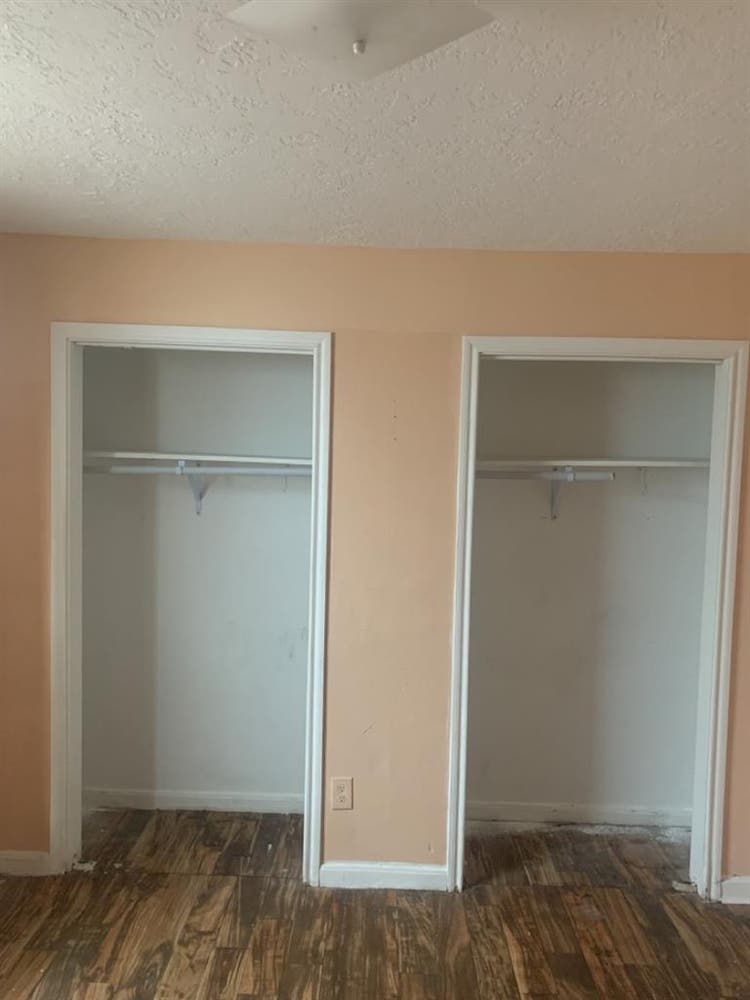 Single bed shared bathroom