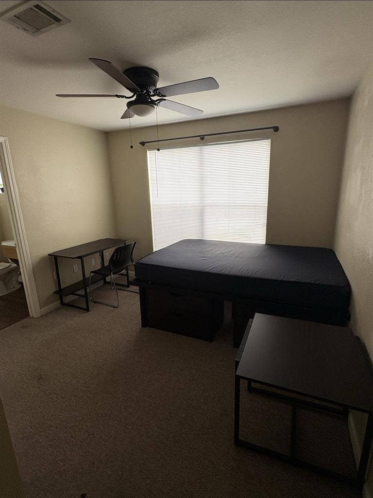 Lease Takeover at Lodge of Athens