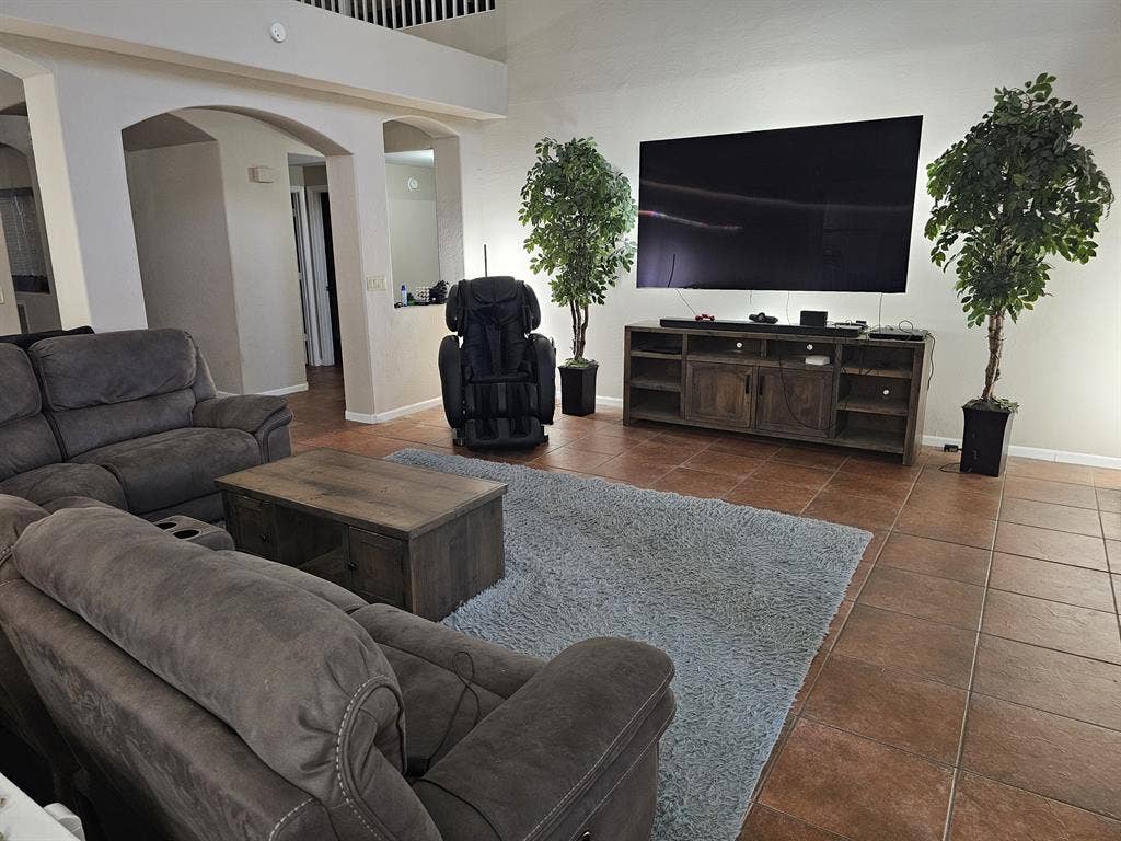 Large House with TONS of Amenities
