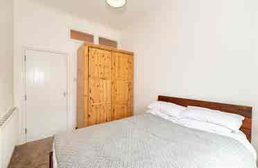 Double room sharing with 1 other