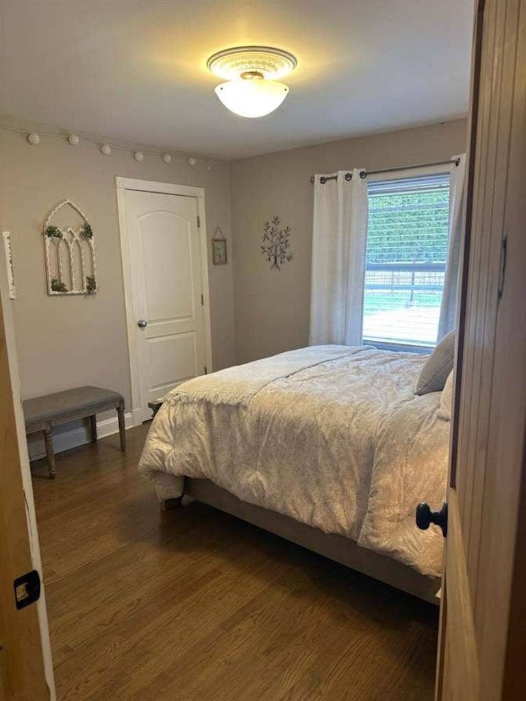 Newly remodeled room with new bed.