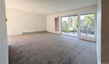 Room for rent WITH private bathroom