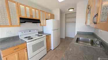 Room for rent WITH private bathroom