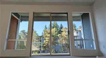 Room for rent WITH private bathroom