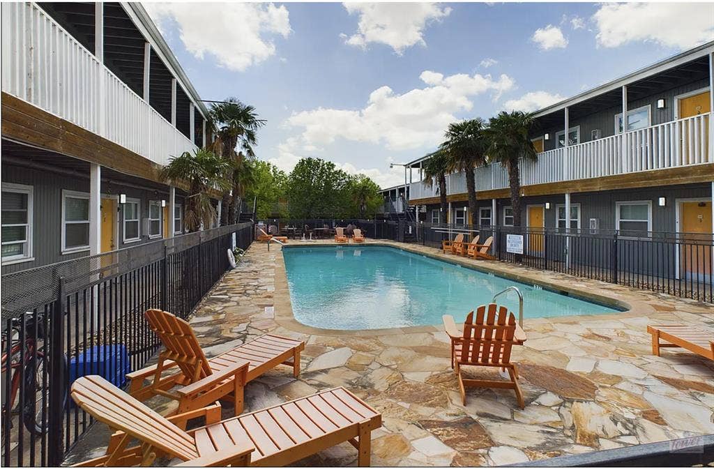 b : 
Total Remodel. UT 5 mins.