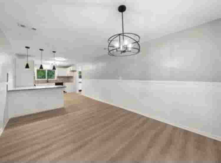Roommate Wanted