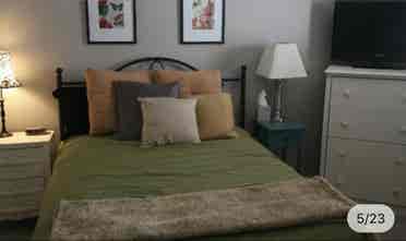 Lowry Cottage.AVAILABLE AUG