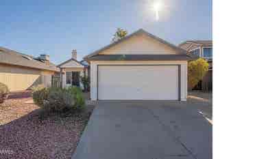 Room For Rent in Glendale