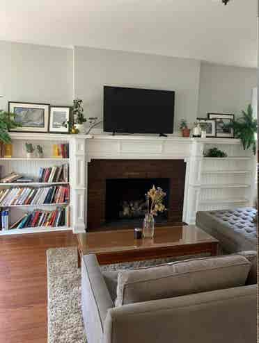 Seeking Female Roommate