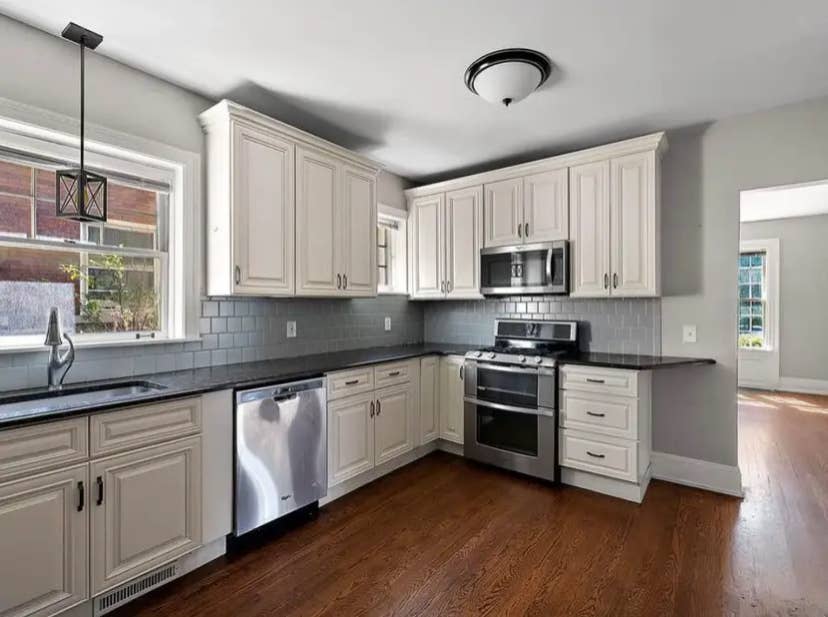 Seeking Female Roommate