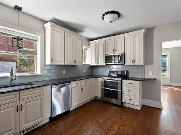 Seeking Female Roommate