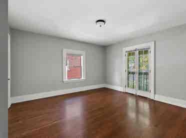 Seeking Female Roommate