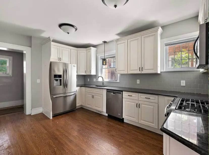 Seeking Female Roommate