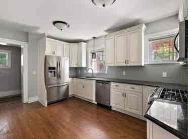 Seeking Female Roommate