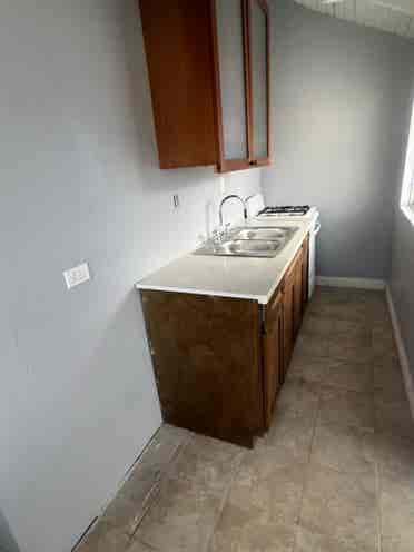 Freshly refurbished 1BDR apt