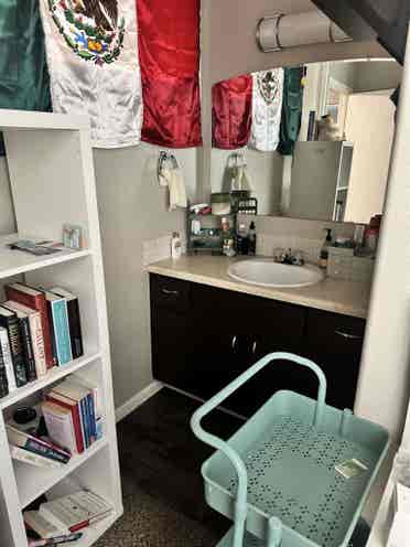 Looking for roommate!