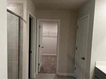 Beautiful End Unit Townhouse Rent