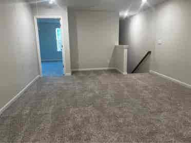 Beautiful End Unit Townhouse Rent