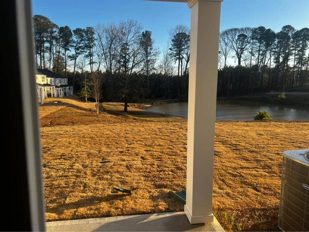 Beautiful End Unit Townhouse Rent