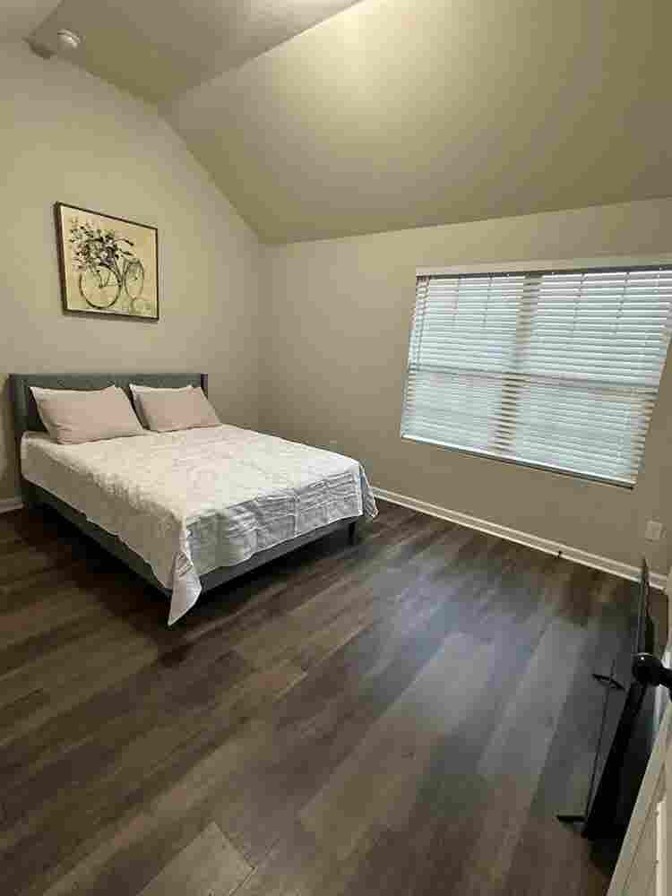 Cozy Furnished Room Near KSU