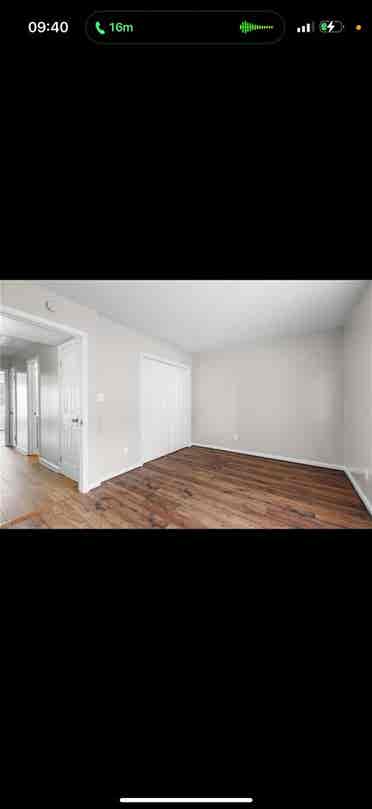 ROOM TO RENT IN HAMPTON