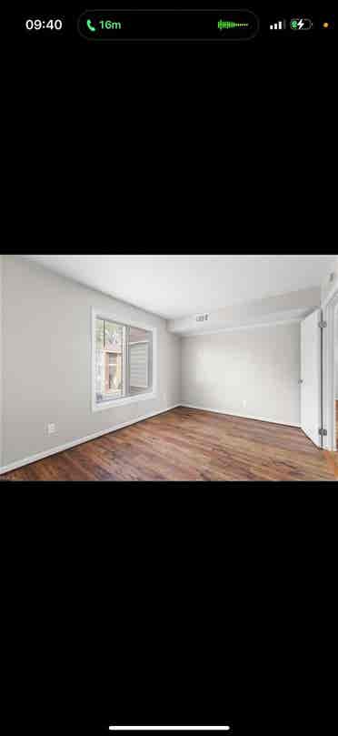 ROOM TO RENT IN HAMPTON