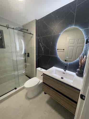 Looking for a roomate