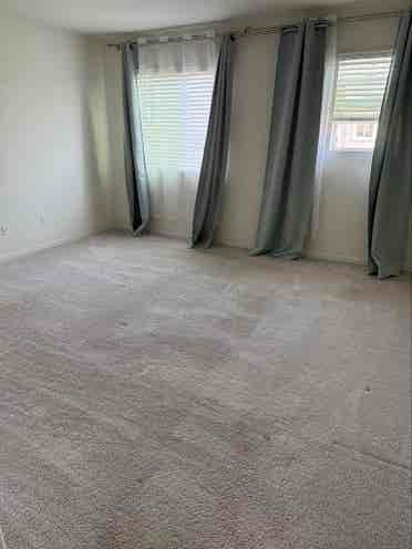 Large Master Bedroom w/Private Bath
