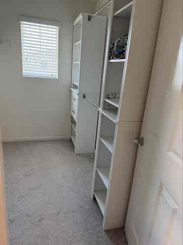 Large Master Bedroom w/Private Bath