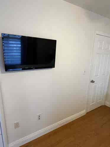 Fully furnished utilities included