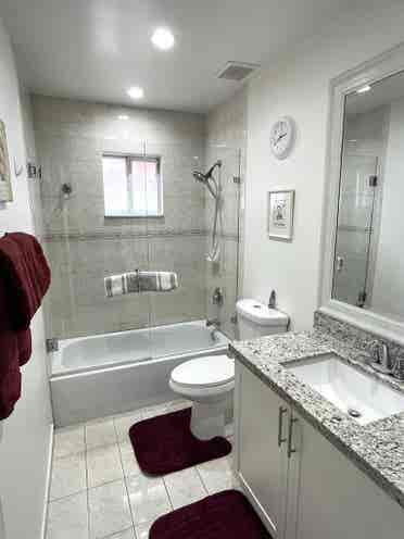 Fully furnished utilities included
