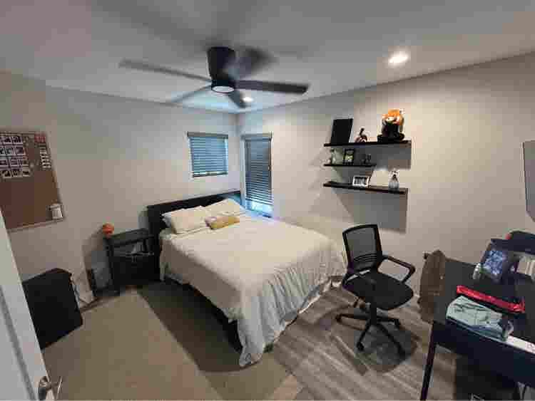 Roommate for upstairs bedroom!