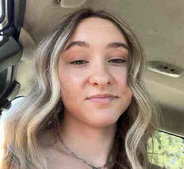ISO female roommate by August