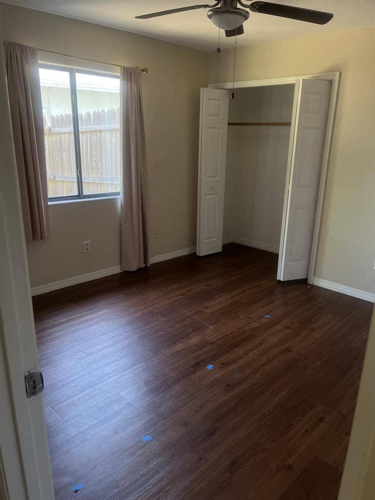 Housemate(s) needed!