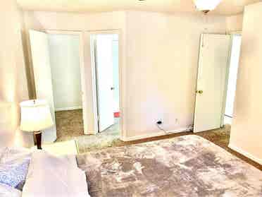 Room # 1 Mins to Daytona Beach