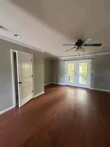 Private room and bathroom for rent