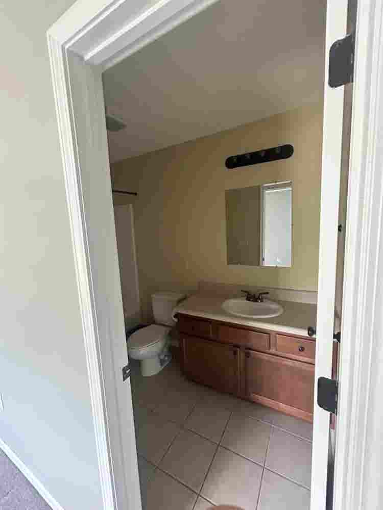 Private room and bathroom for rent