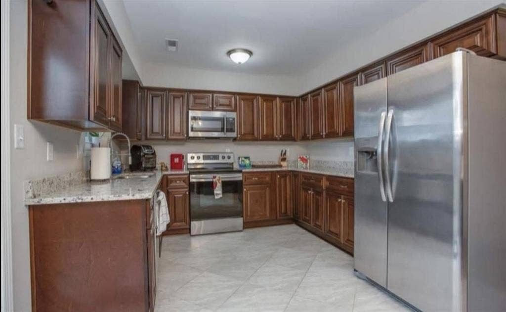 Private room for rent!