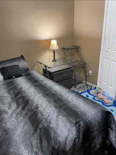 Room for rent W Plano