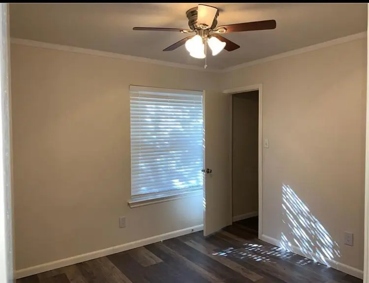 2 separate Rooms for rent in house