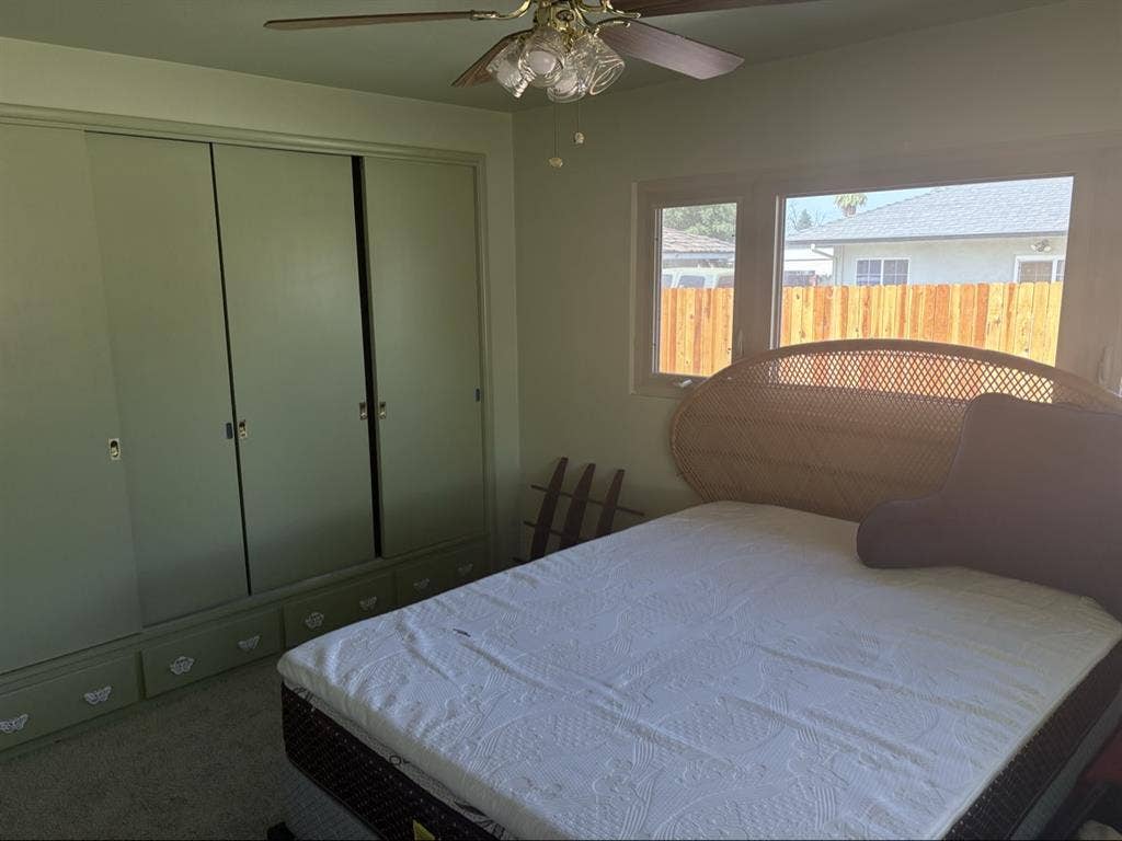 1 Room for rent