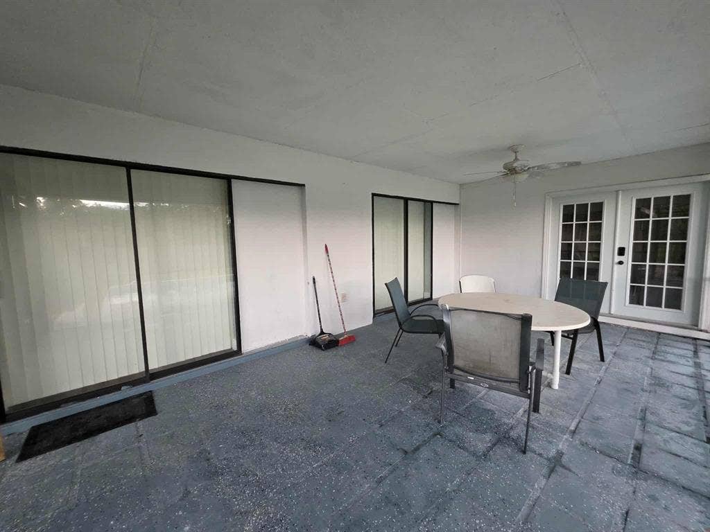 FULLY FURNISHED UTILITIES/WIFI POOL