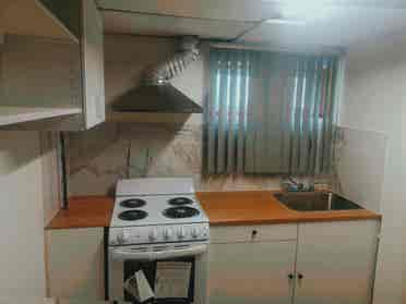 2+Den Basement Apartment – Hamilton
